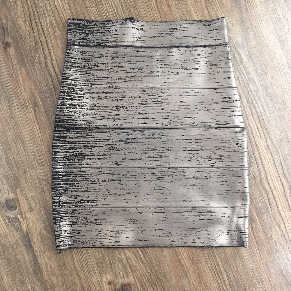 BCBG bandage skirt